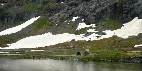 028-Djupvasvatnet, tunel do Strynu