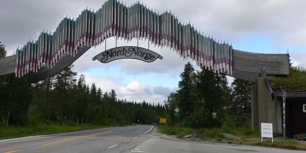 045-brána Nord Norge, hranice krajů