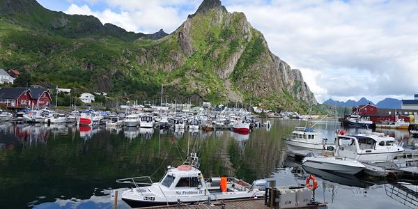 070- Lofoty, Svolvaer