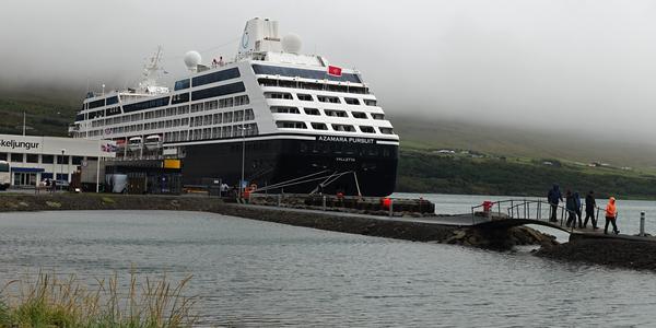 049-cruiser v Akureyri