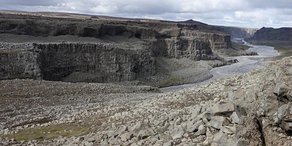 060-kaňon řeky Jokullsá á Fjollum