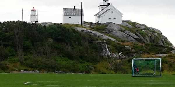 074 Lofoty, Henningsvaer