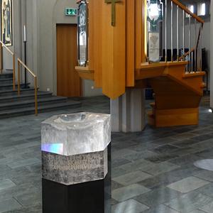 058 Hallgrímskirkja, křtitelnice