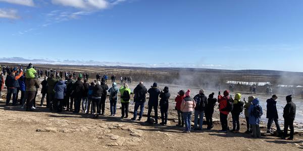 102 Čekání na výbuch gejzíru Strokkur