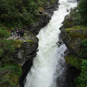 28 Slettafossen