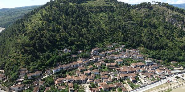 018 Berát, čtvrť Gorica 1