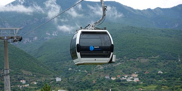 233 Tirana, Dajti, dráha lanovky 4,3 km