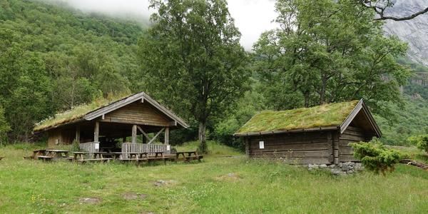 076-Briksdalsbreen