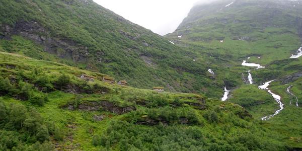 087-Geiranger cesta tam