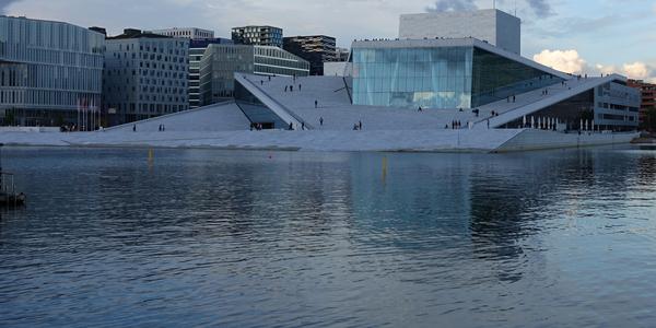 170-Oslo, Opera