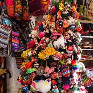 007-Pisac, tržiště
