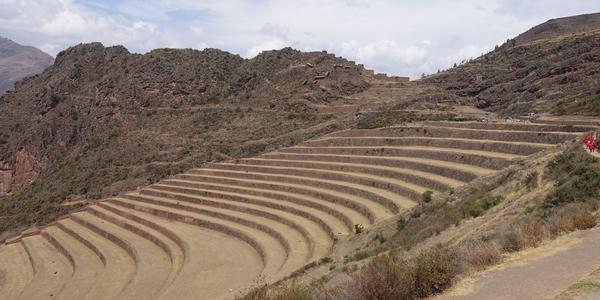 033-Pisac, terasy