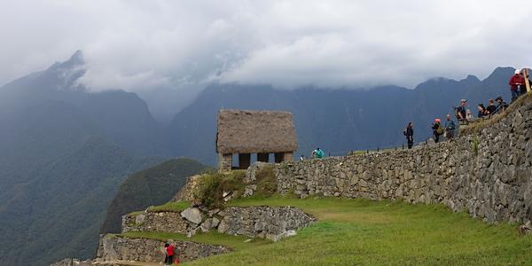 042-Machu Picchu, pohled ke strážnímu domku