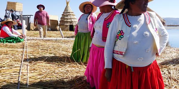 094-Titicaca, jiný svět, plovoucí ostrovy los Uros