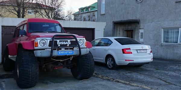 007-Reykjavík, do města a do přírody