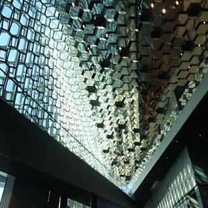 020-Reykjavík, ikonická  Harpa