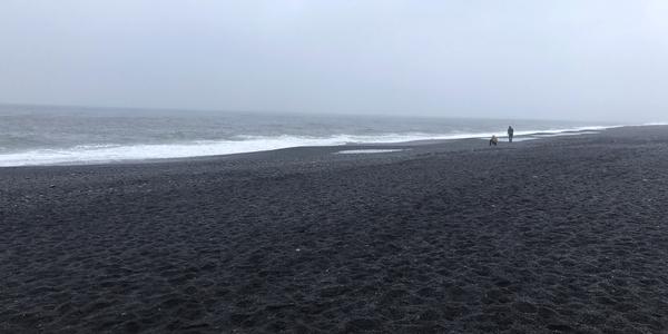 051-Reynisfjara za špatného počasí
