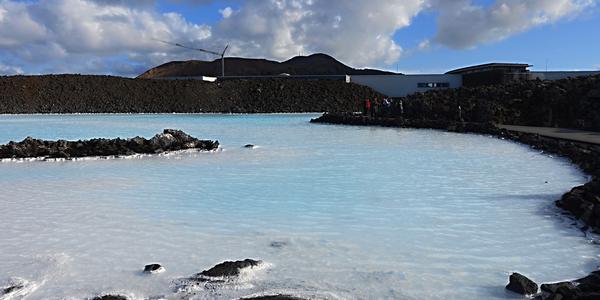 089-Reykjanes, Modrá laguna splývá s obzorem