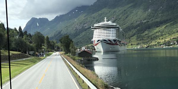 076-Loen, cruiser