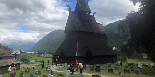 107-Hopperstad stavkyrke