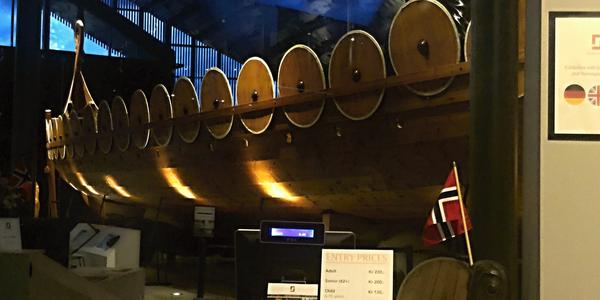 098-Nordfjordeid, Sagastad, vikingské  muzeum