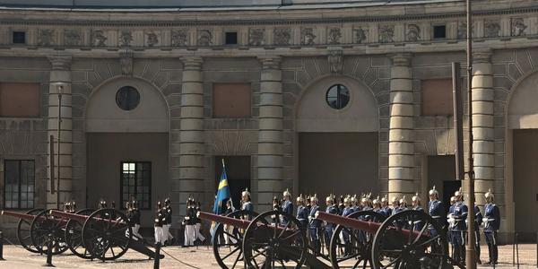 096-Stockholm, výměna stráží před Královským palácem