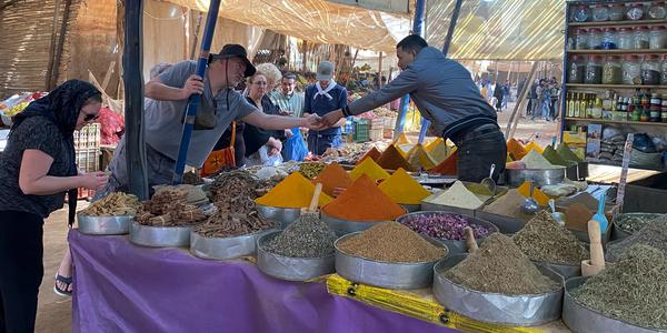 028-Merzouga, na tržišti 3